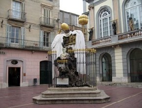 Entrada al Museo Dal� - Figueres