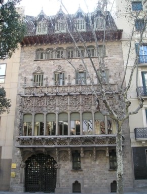 Palau del Baró de Quadras - Barcelona
